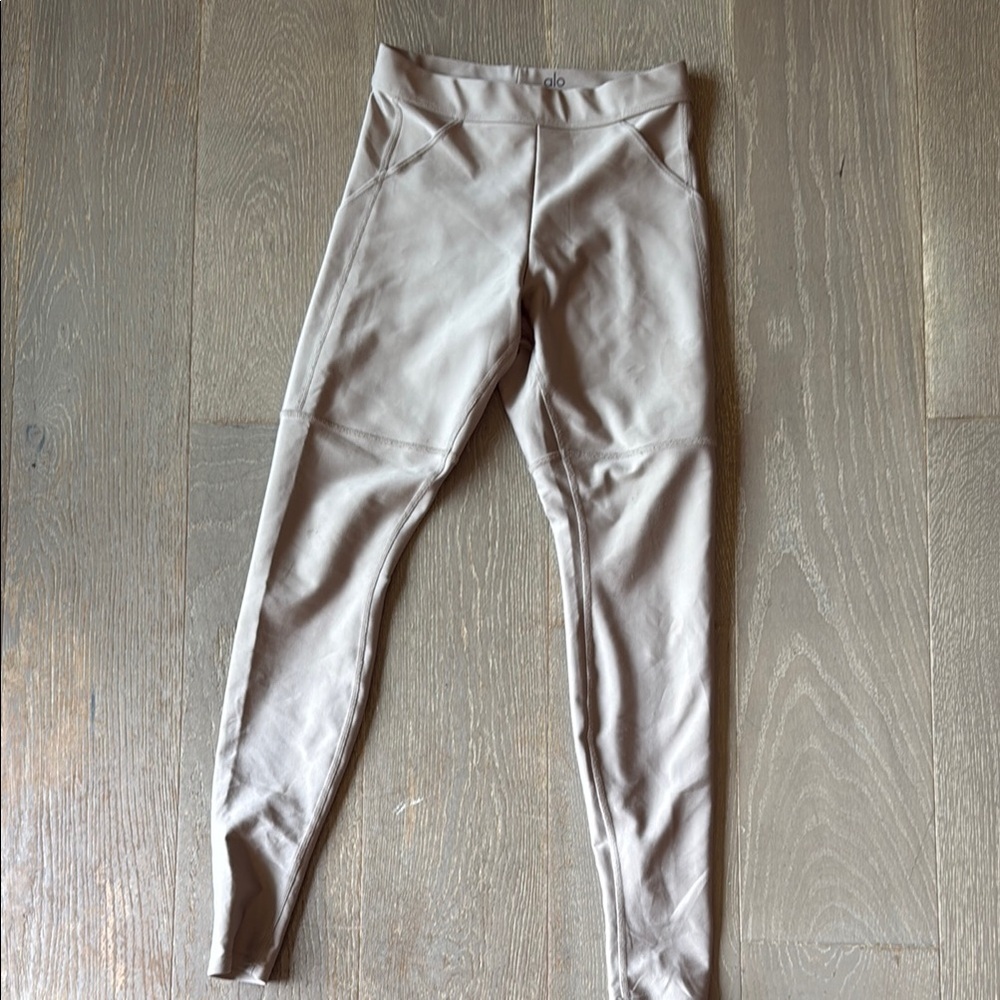 ALO Yoga Taupe Leggings